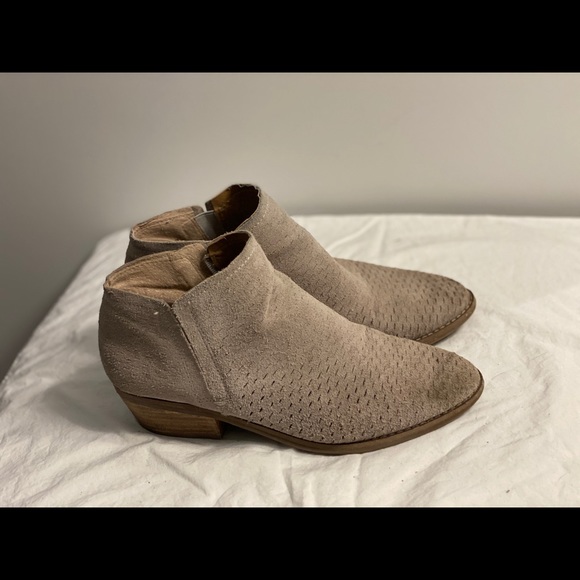 Lucky Brand booties - Picture 4 of 4